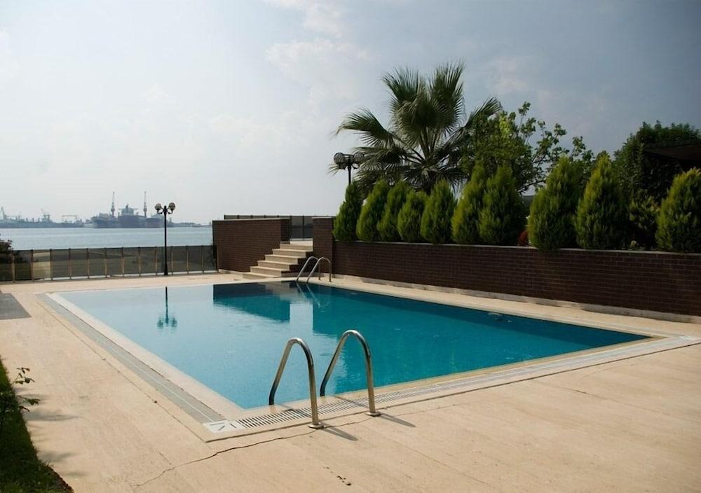 Blue Marine Hotel Sekerpinari 외부 사진